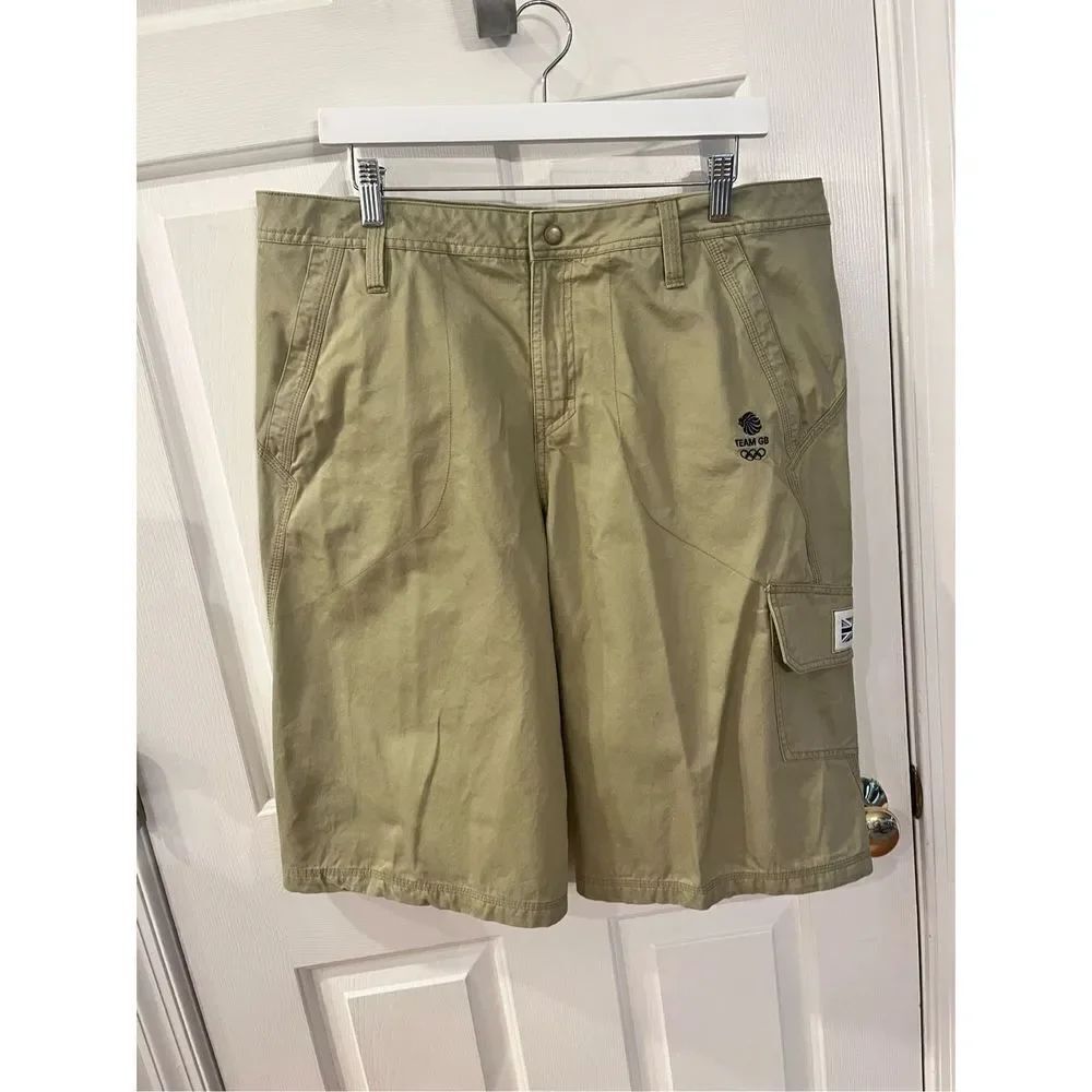 GBT Olympic Tan Bermuda Cargo Shorts sz L EUC